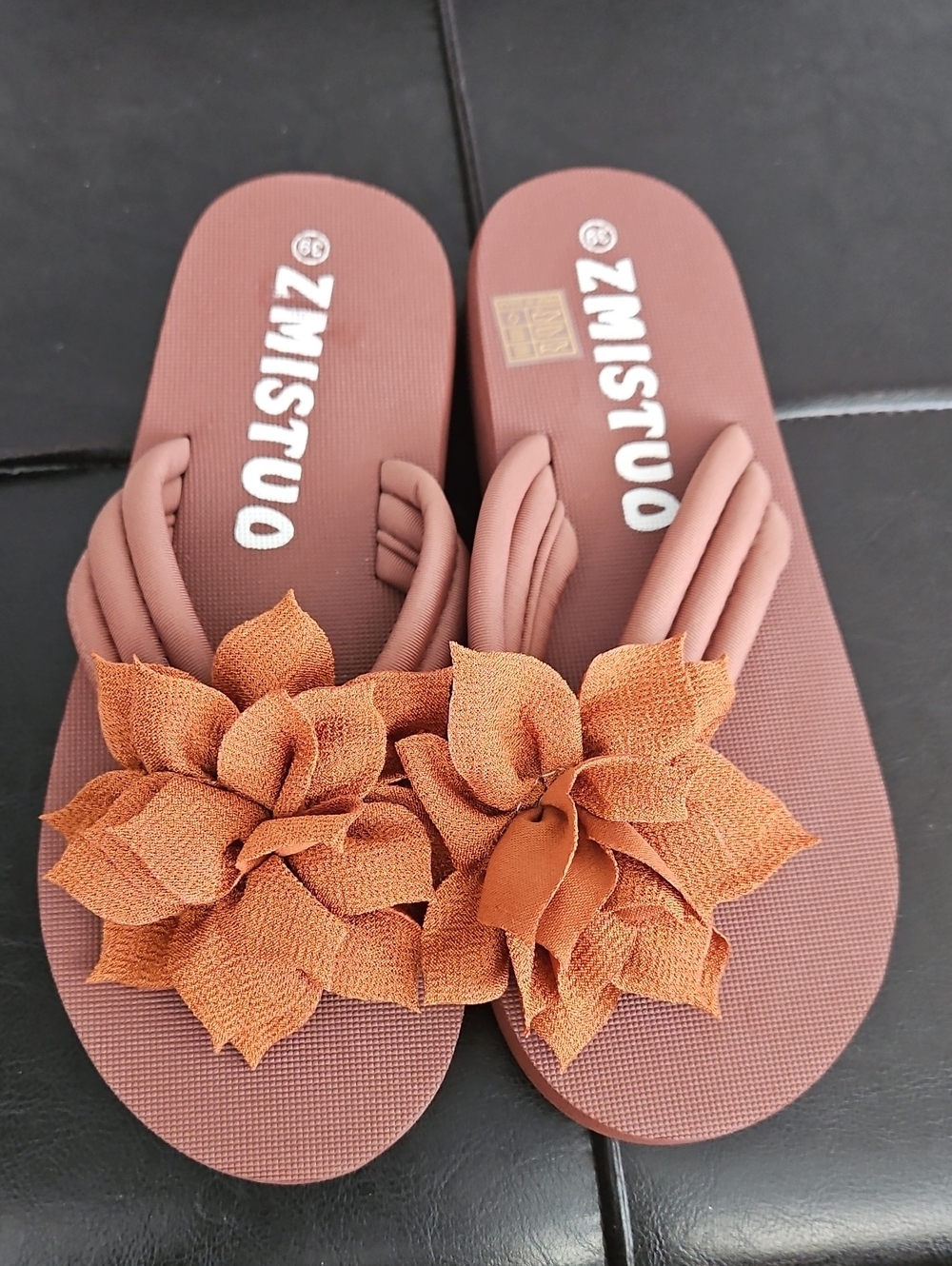 Women's Floral Slide Sandals in Rust US Size 8.5